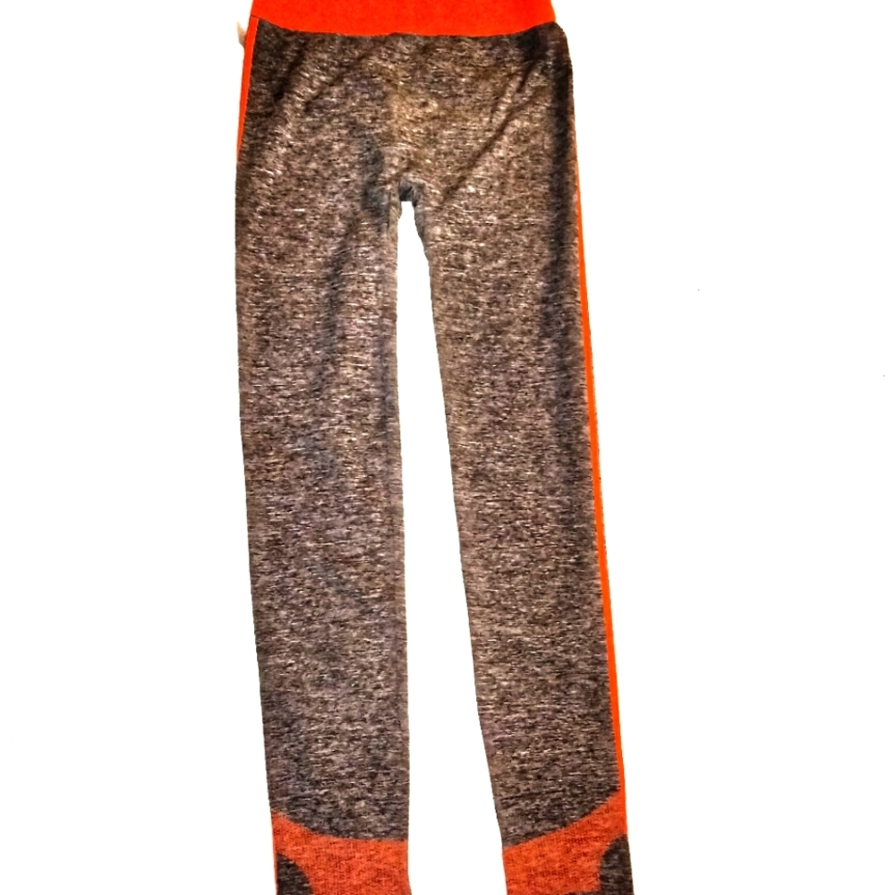 3/$12💥 Grey and orange athletic leggings